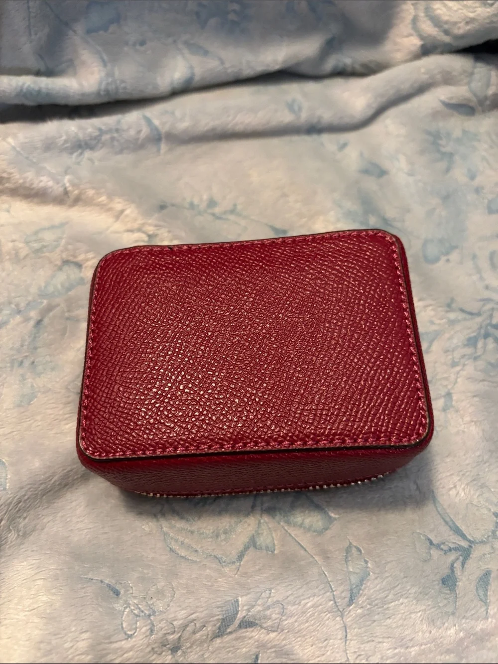 Coach compact zip